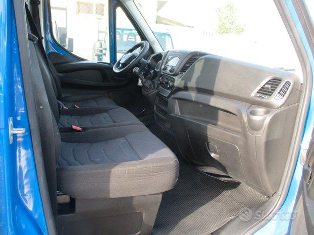 Iveco 35C14 2.3 140CV E6D DOPPIA CABINA RIBALTABIL
