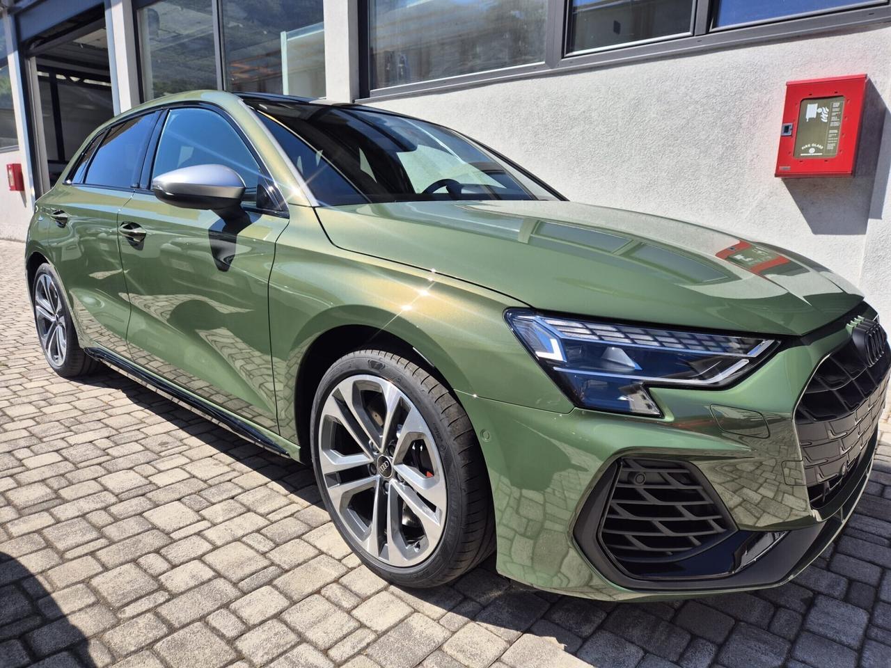 Audi S3 Sportback 2.0 tfsi quattro s-tronic 333CV