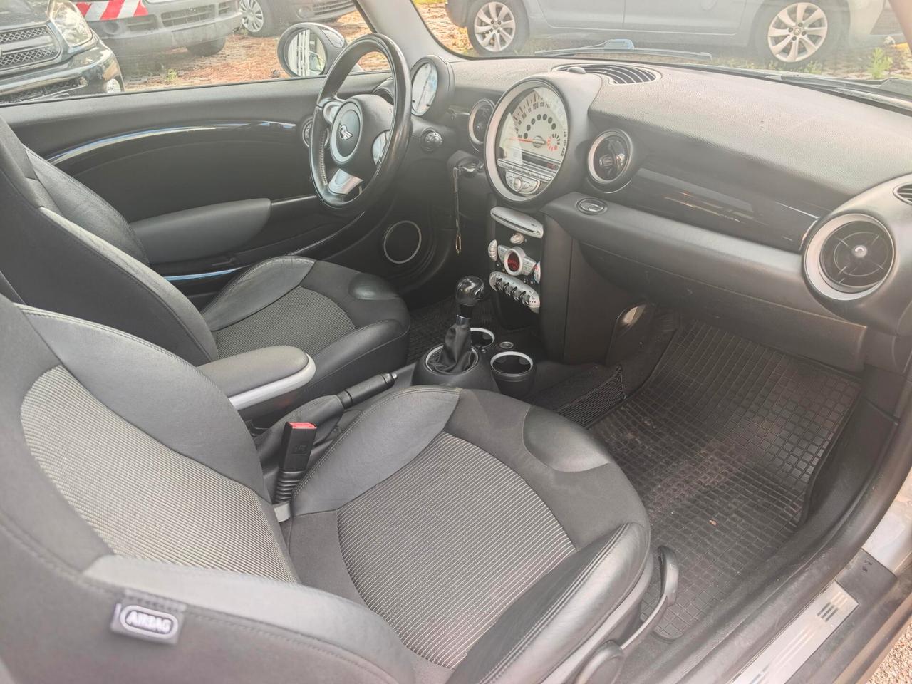 Mini Cooper D AUTOMATICA