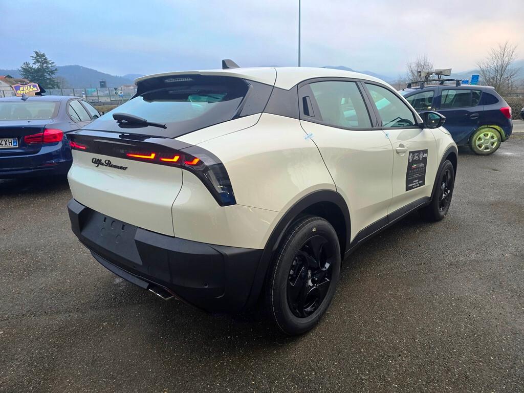 Alfa Romeo Junior 1.2 145 CV Hybrid eDCT6