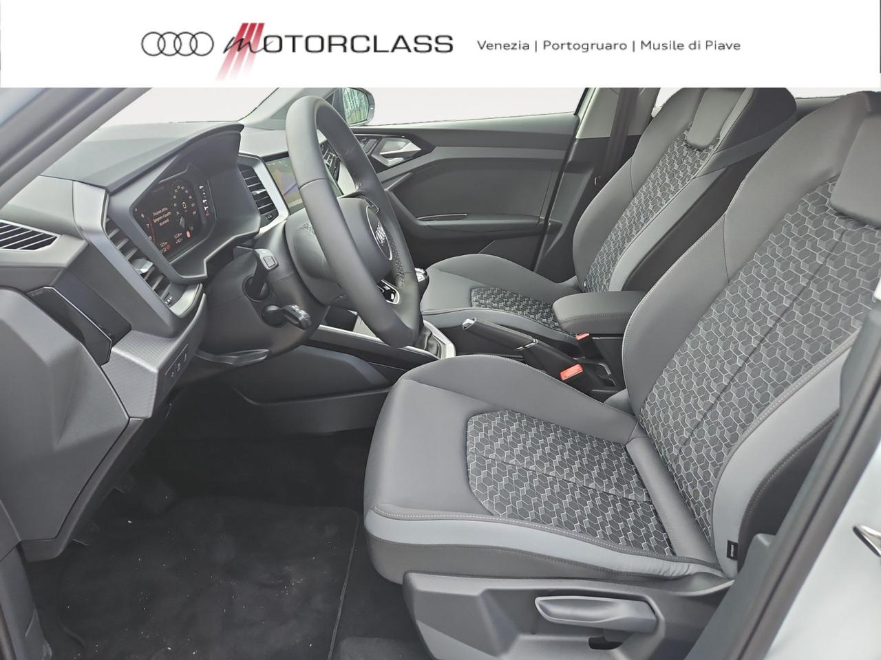 Audi A1 sportback 30 1.0 tfsi 116cv identity black