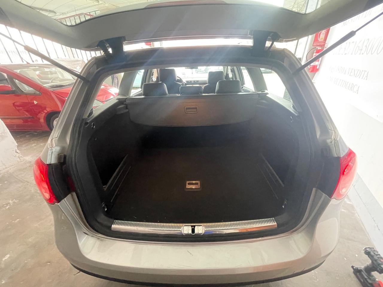 Volkswagen Passat 2.0 TDI DPF Var. Highline