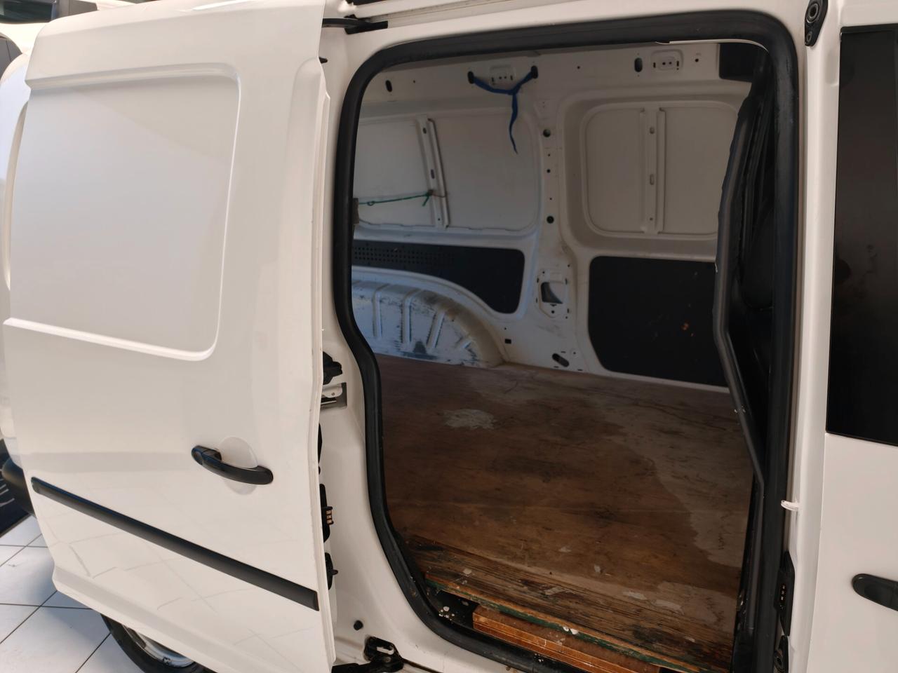 Volkswagen Caddy Maxi metano