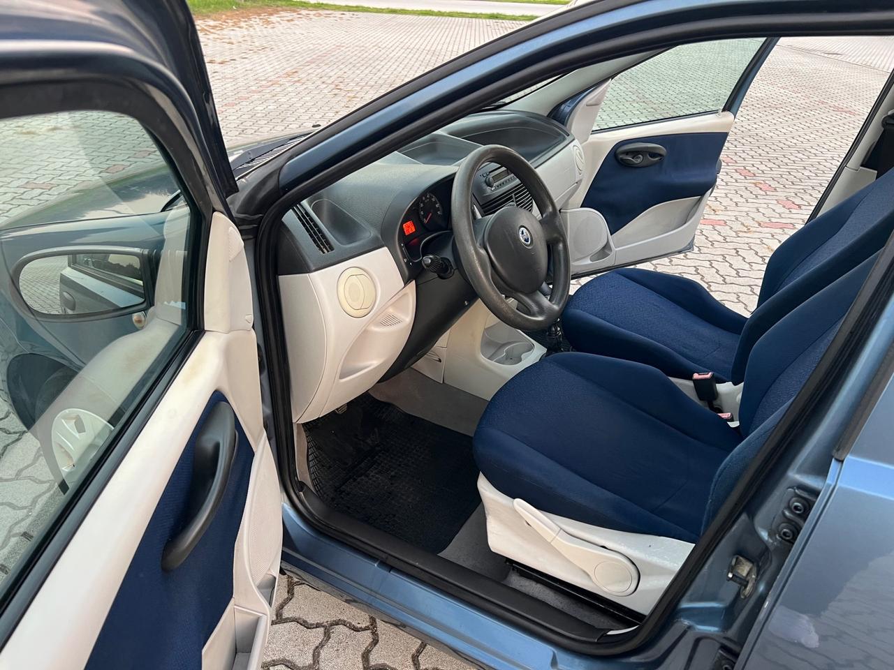 Fiat Punto 1.2i cat 5 porte ELX