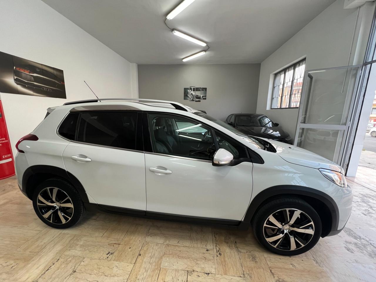 Peugeot 2008 BlueHDi 120 S&S Allure