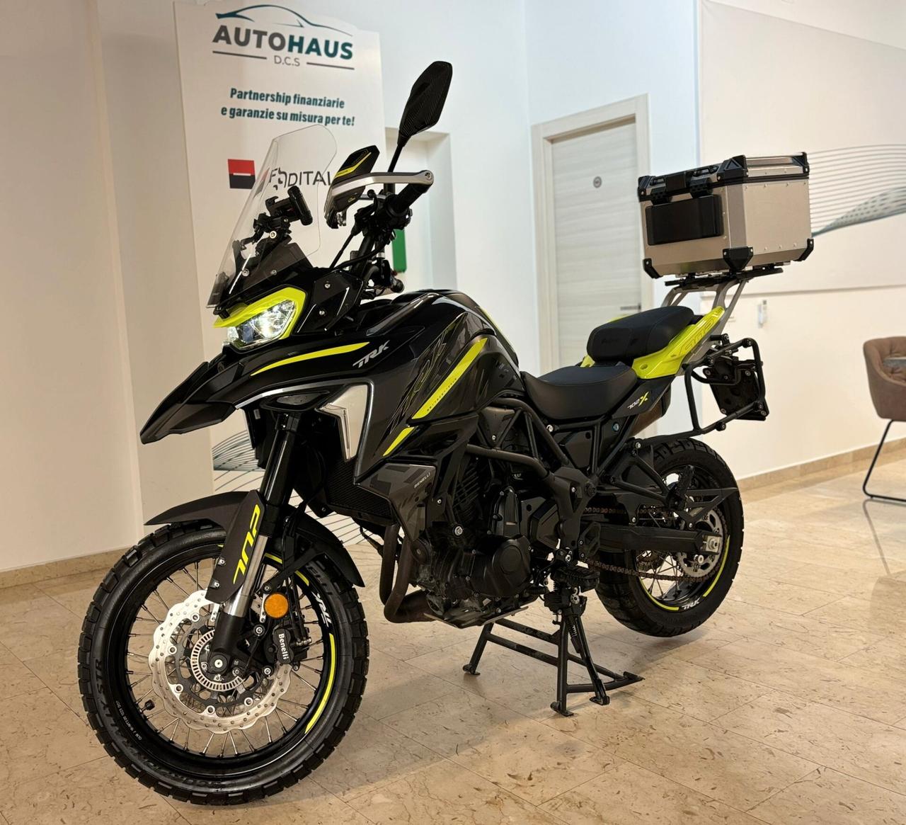 Benelli TRK 702X