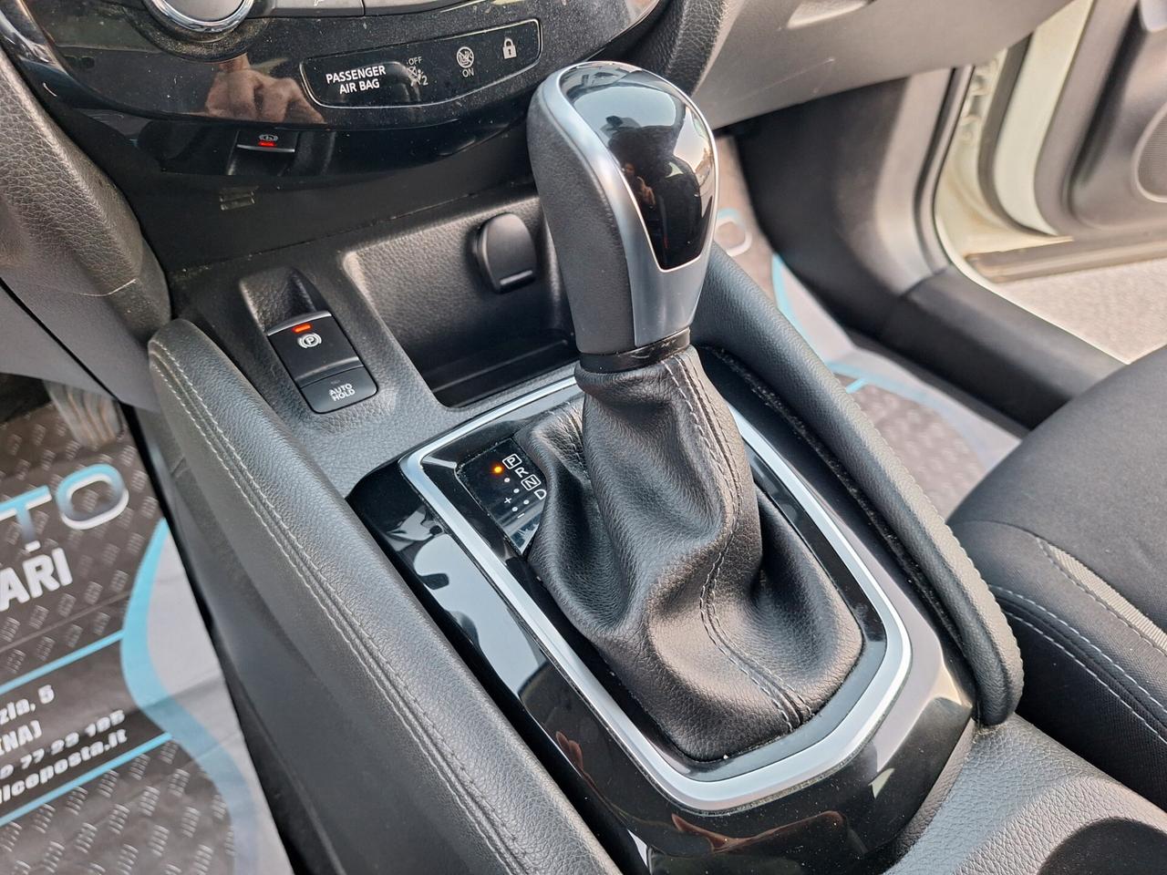 Nissan Qashqai BUSINESS 1.5 dCi 115cv AUTOMAT. NAV+RETROCAM. 2020