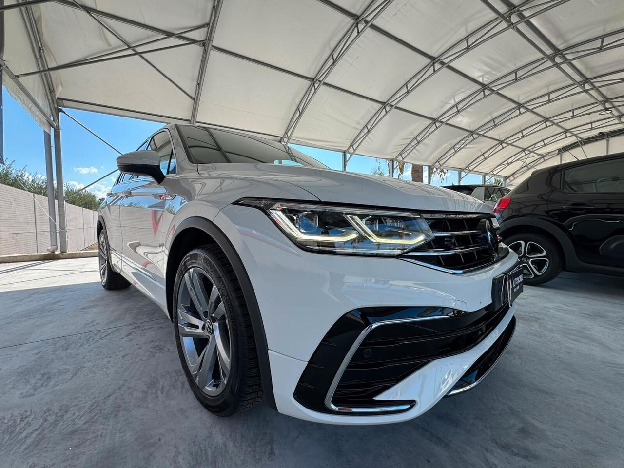 Volkswagen Tiguan 2.0 TDI 150 CV SCR DSG R-Line