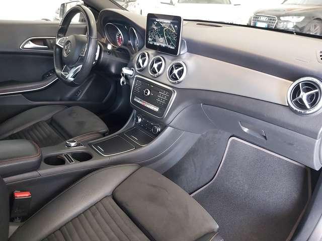 Mercedes-Benz CLA 200 Premium auto