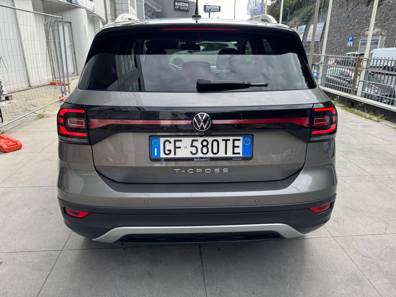 Volkswagen T-Cross 1.0 TSI 110 CV DSG AUTOMATICO