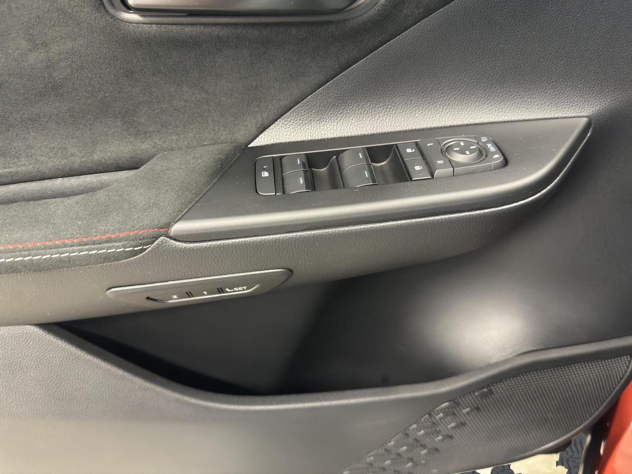 Toyota C-HR 2.0 phev GR Sport fwd e-cvt