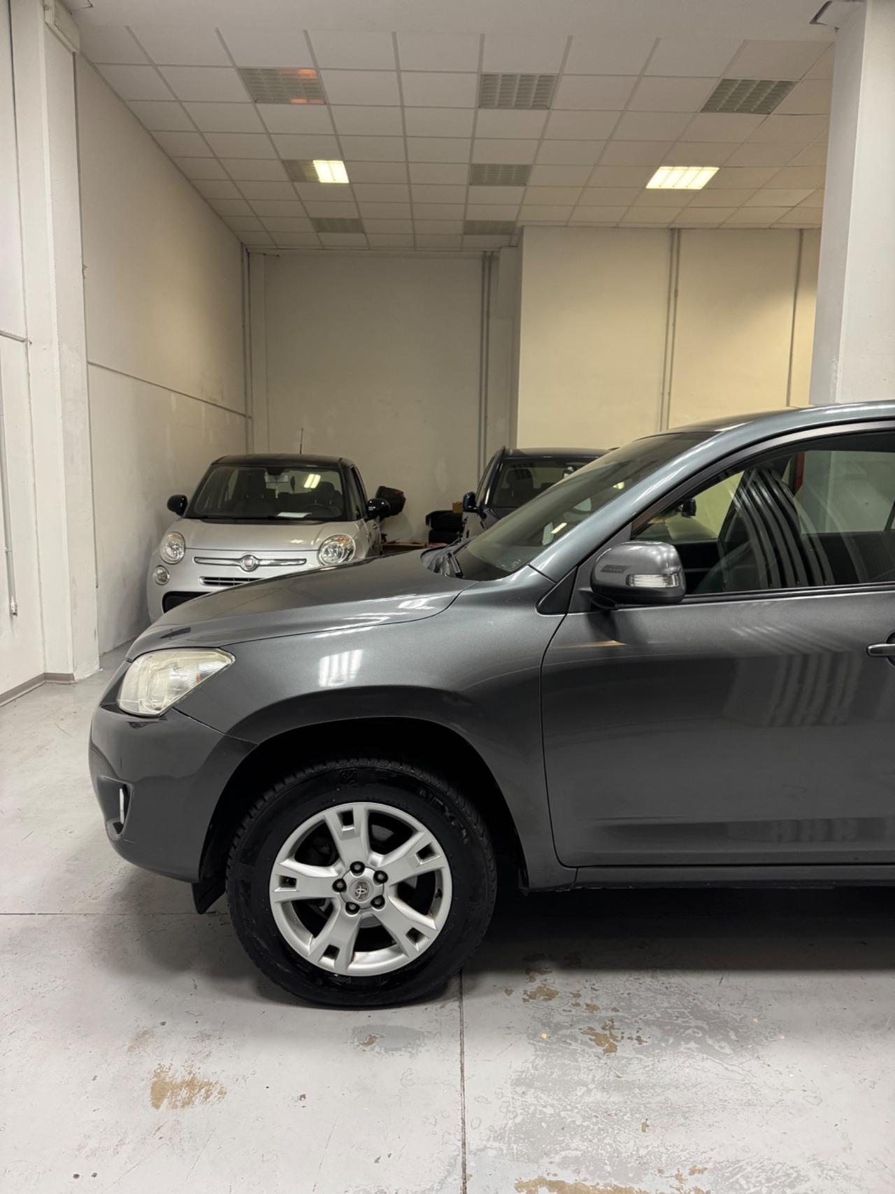 Toyota RAV 4 RAV4 2.2 D-4D 150 CV DPF Exclusive