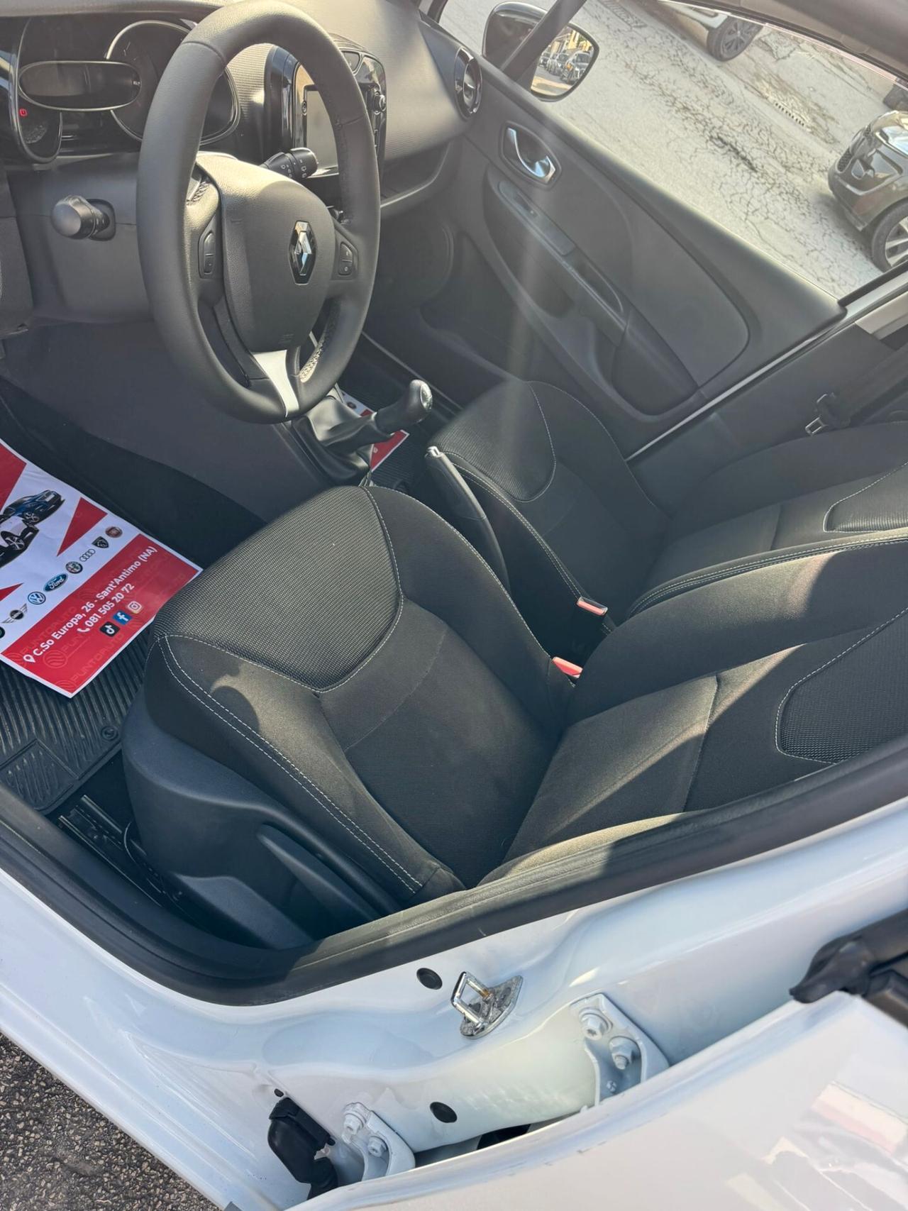 Renault Clio dCi 8V 75 CV Start&Stop 5 porte Energy Duel