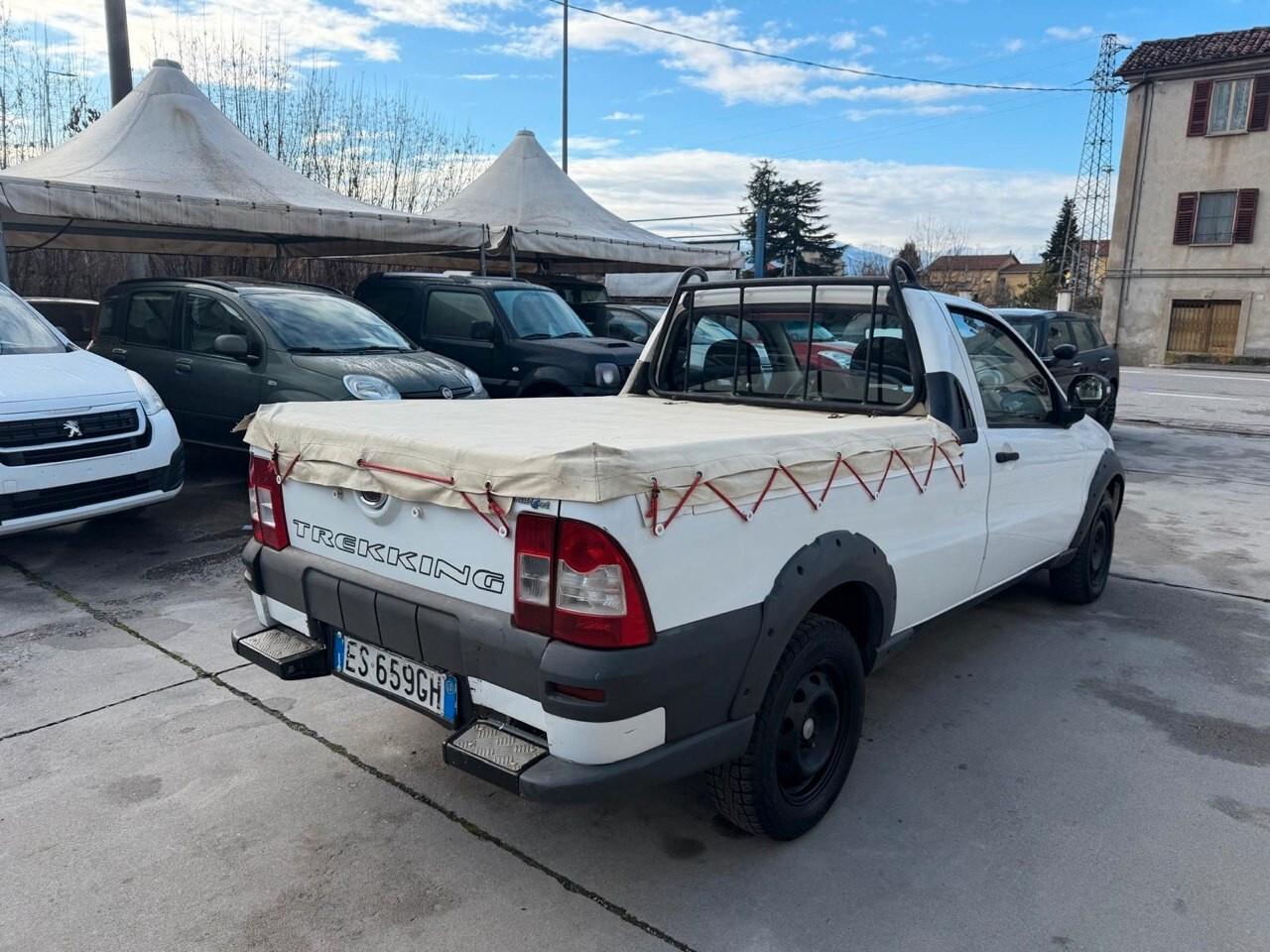 Fiat Strada 1.3 MJT 95CV Pick-up Trekking