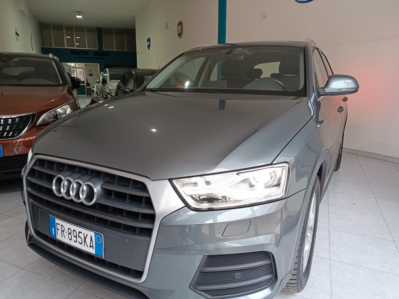 Audi Q3 2.0 TDI 120 CV S tronic Business