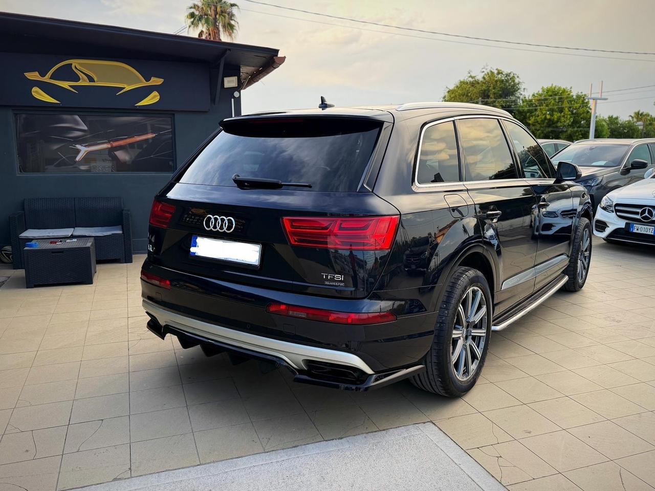 Audi Q7 3.0 TFSI quattro tiptronic Business Plus