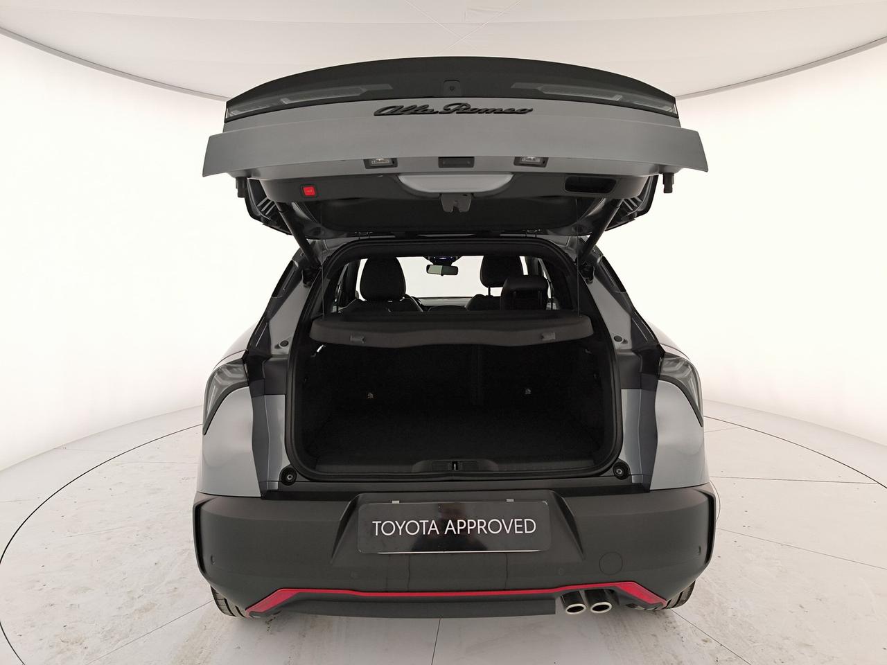 Alfa Romeo Junior 1.2 ibrida speciale 145cv edct6