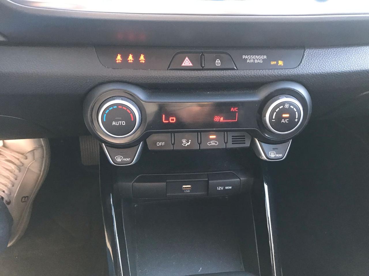 Kia Stonic 1.0 T-GDi 100 CV MHEV MT Style