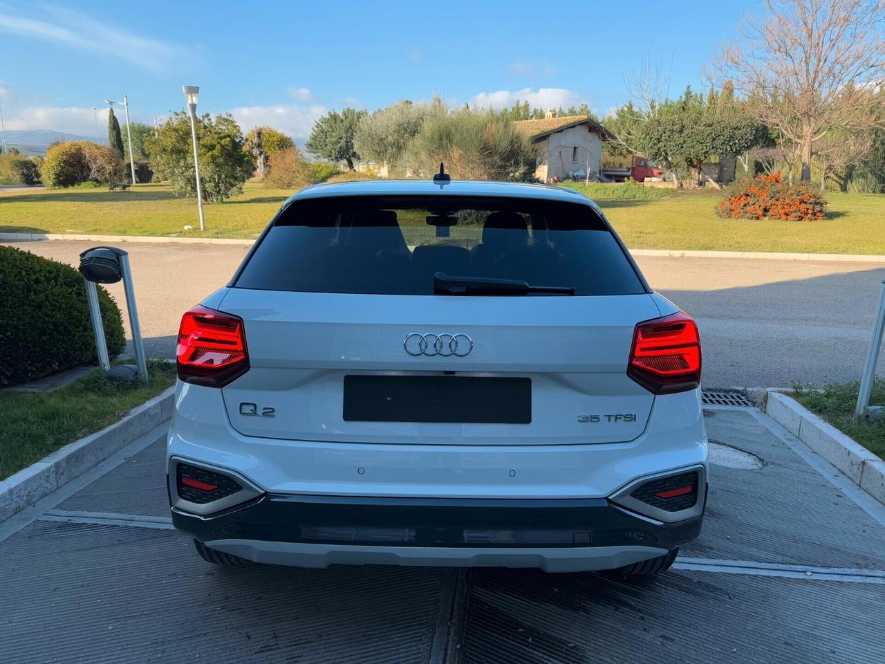 Audi Q2 35 TFSI S tronic Business Advanced