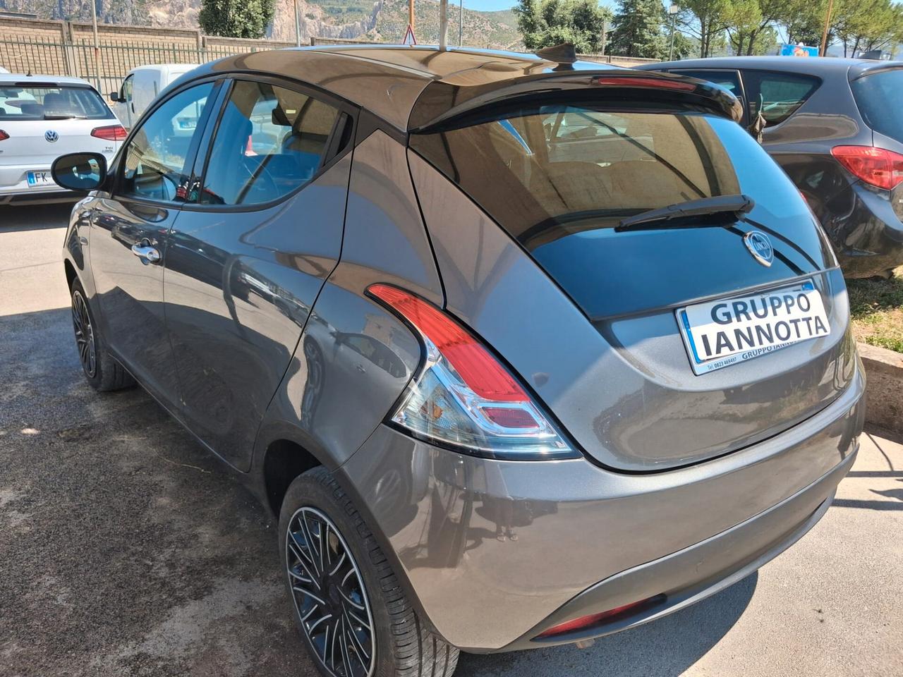Lancia Ypsilon 1.0 FireFly 5 porte S&S Hybrid CON SOLI KM 21900