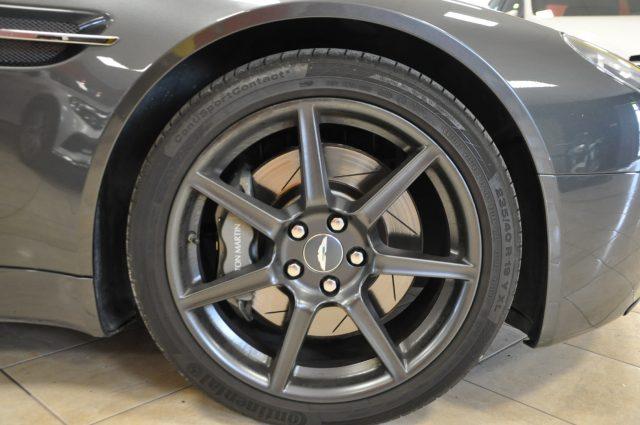 ASTON MARTIN V8 Vantage Roadster Sportshift