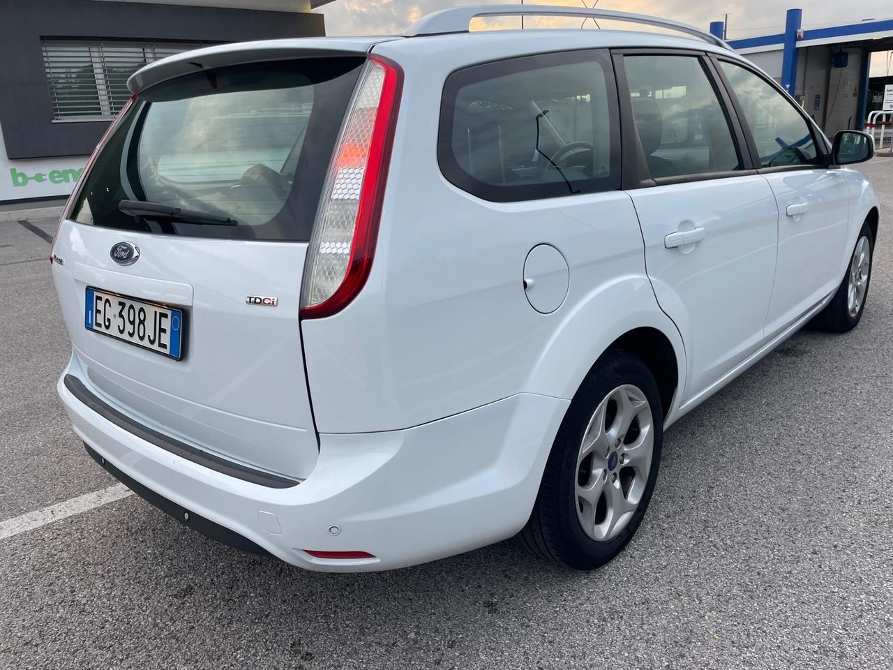 Ford Focus 1.6 TDCi titanum anno 2011 pronta uso