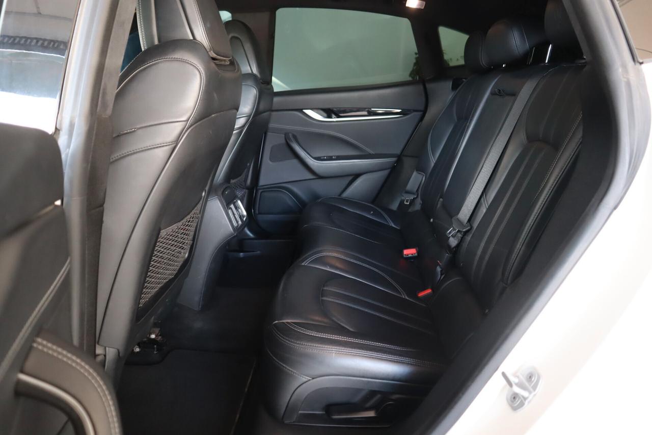 Maserati Levante V6 430 CV S AWD Gransport