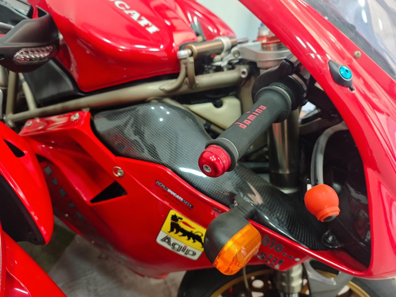 Ducati 748 s