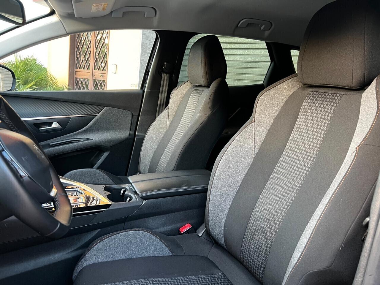 Peugeot 3008 BlueHDi 130 CV-AUTO-2021