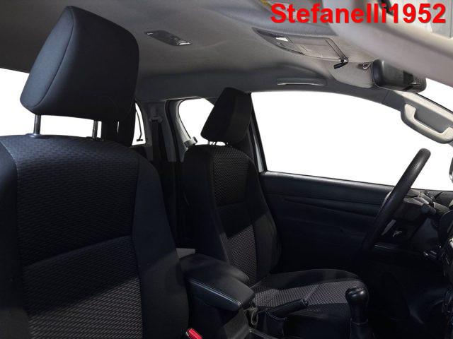 TOYOTA Hilux 2.4 D-4D 4WD 2 porte Extra Cab Comfort