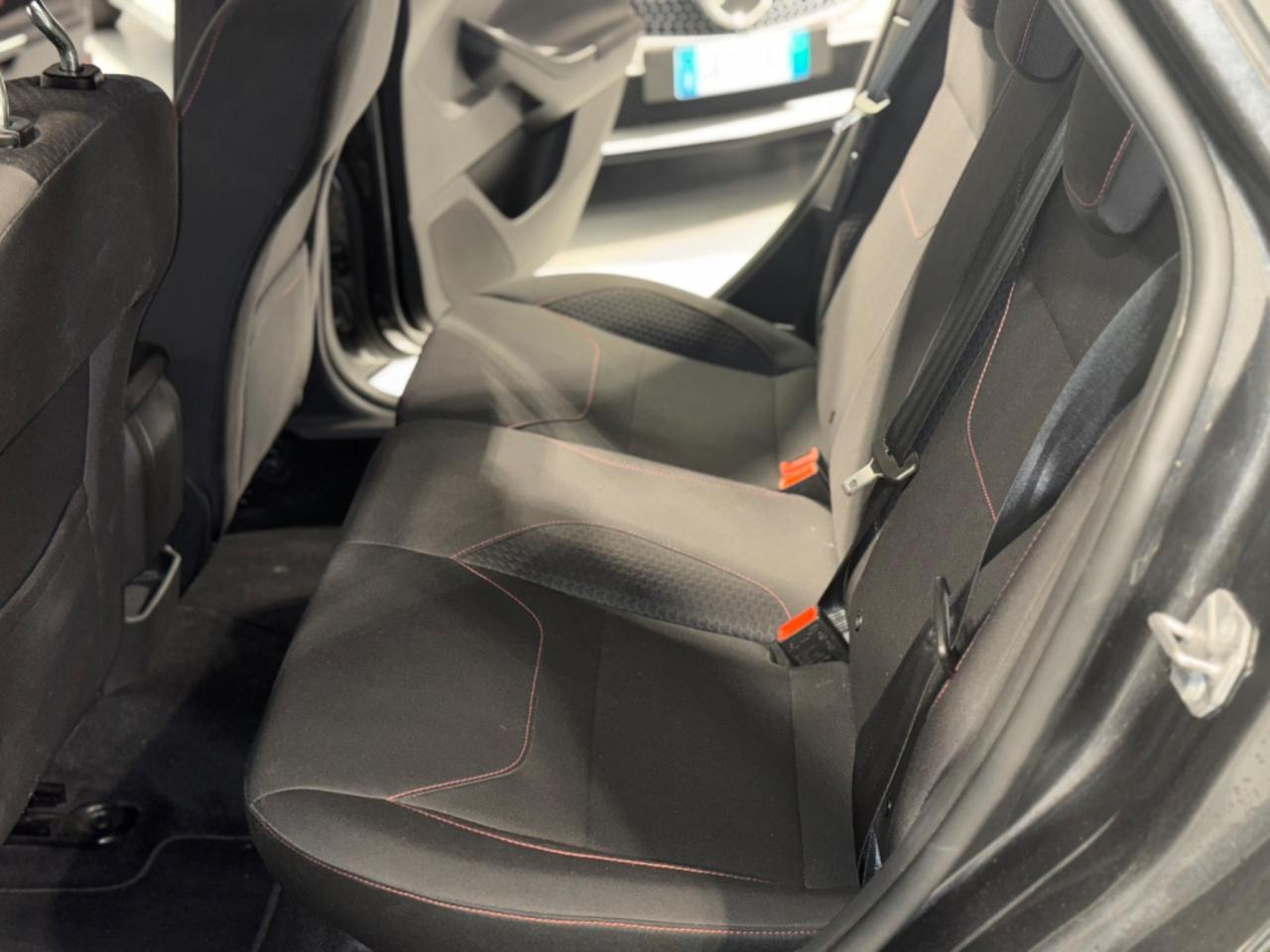 Ford Focus 1.0 EcoBoost 125 CV Start&Stop ST Line Business