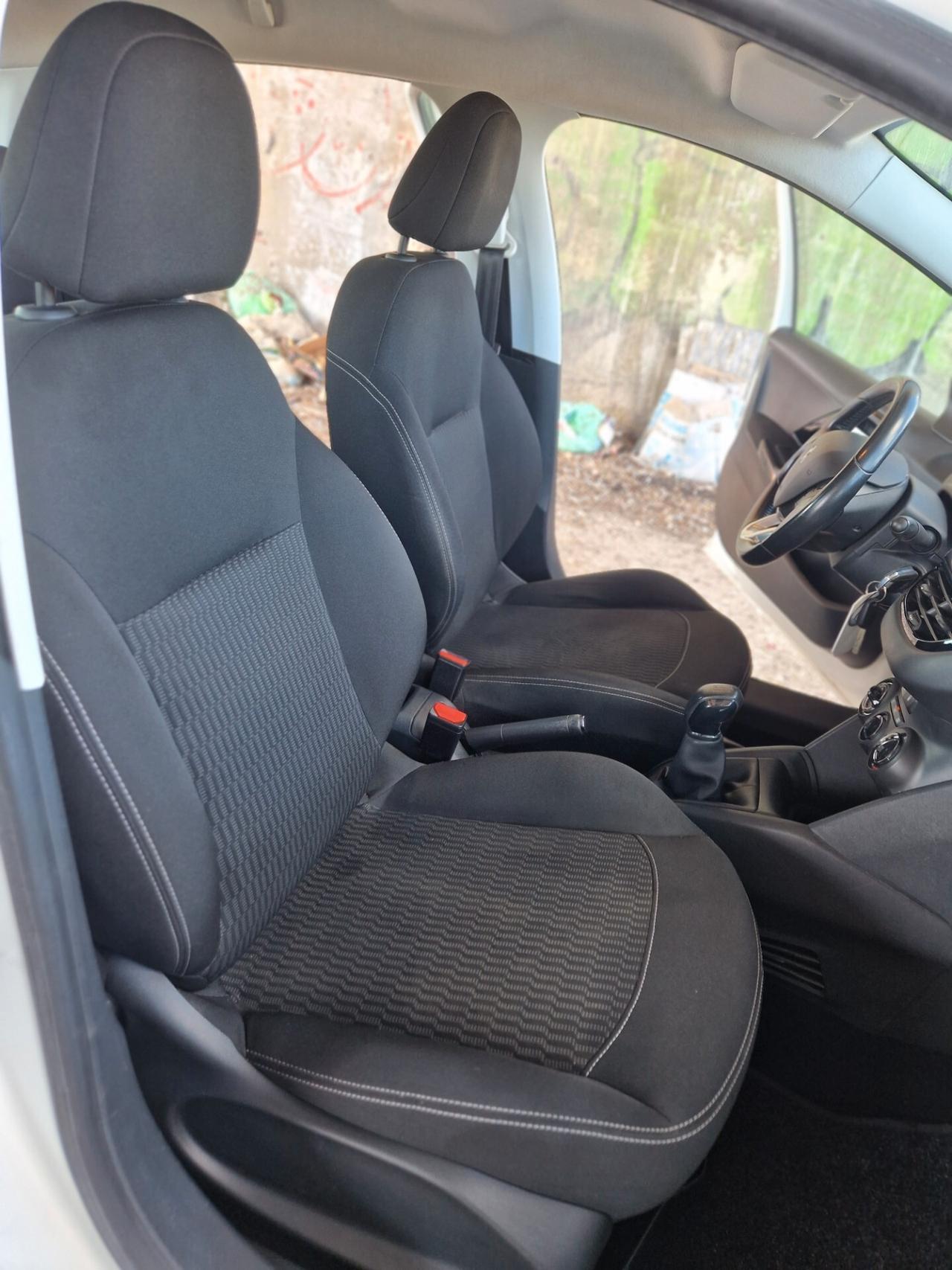 Peugeot 208 PureTech 82 5 porte Allure