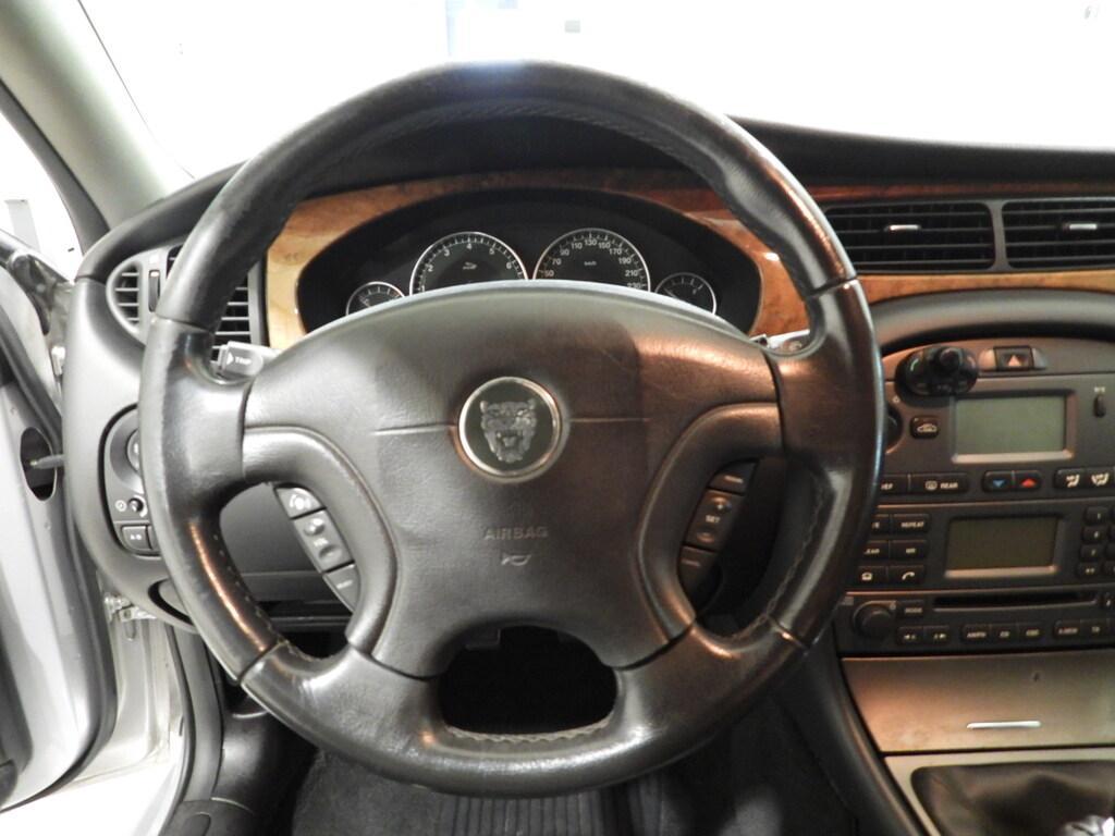 Jaguar X-Type Berlina 2.0 Executive