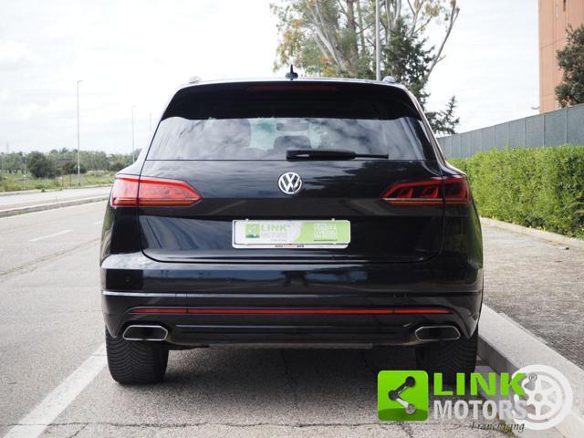 VOLKSWAGEN Touareg 3.0 V6 TDI 286 CV R-LINE