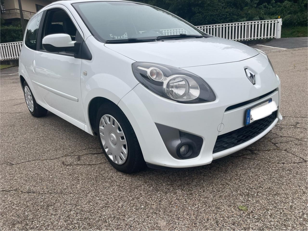 Renault Twingo 1.2 va bene per neopat.