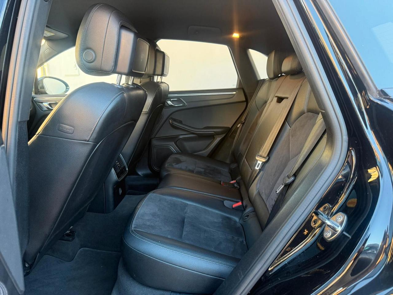 Porsche Macan 2.0 245cv