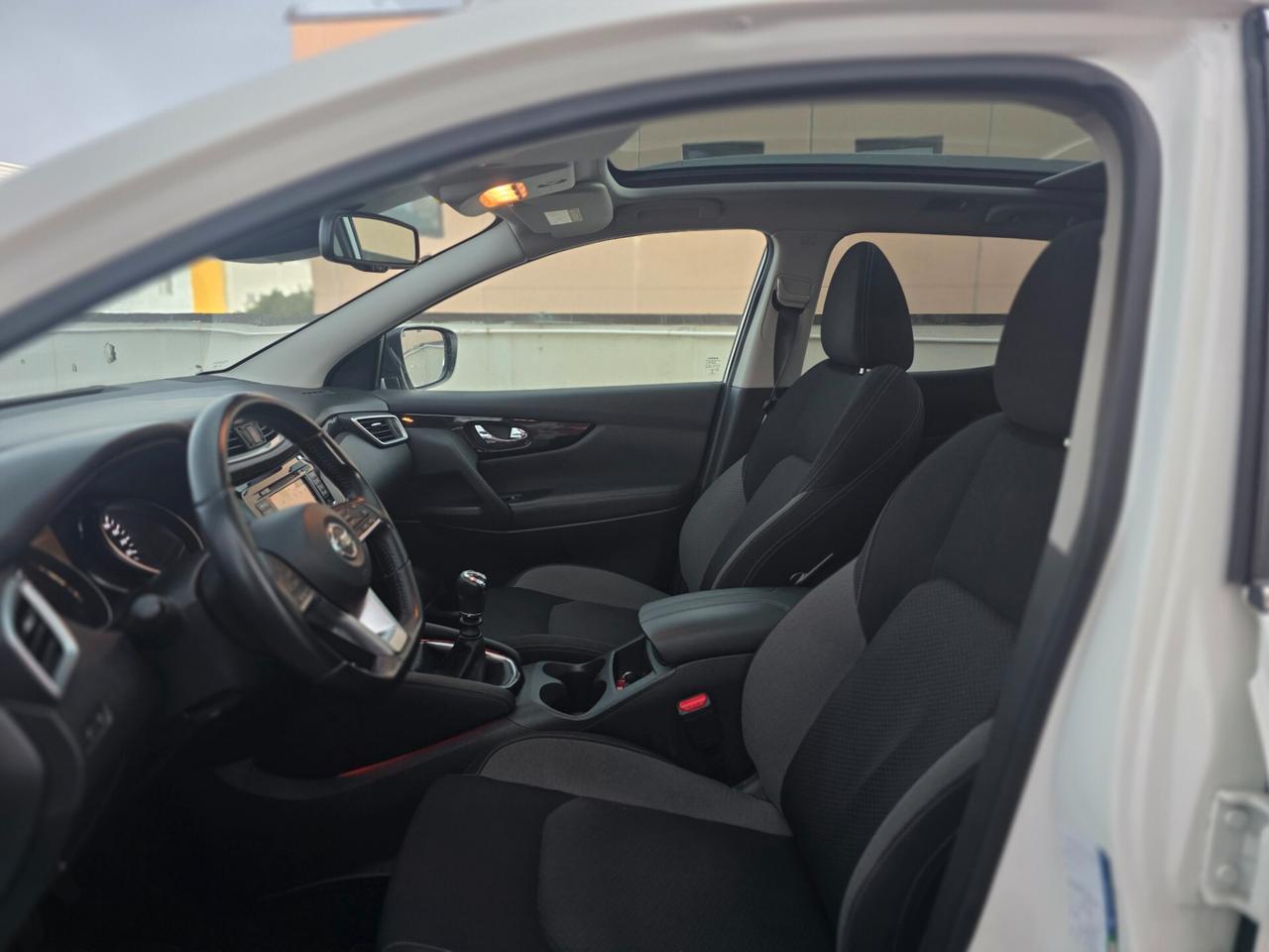 Nissan Qashqai 1.3 DIG-T 140 CV Tekna+