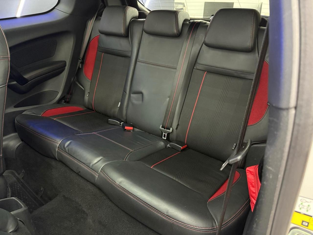 Peugeot 208 1.6 THP 200 CV 3 porte GTi