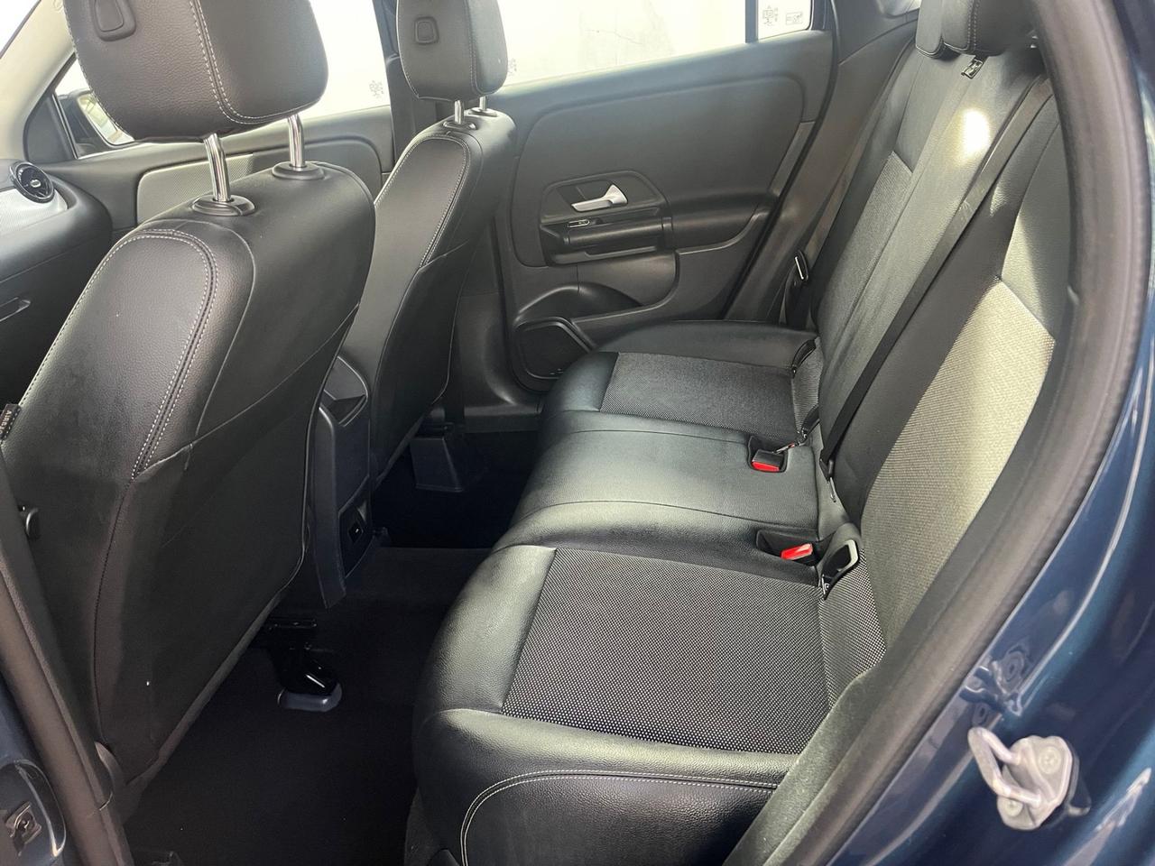 Mercedes-benz GLA 200 d Automatic Business