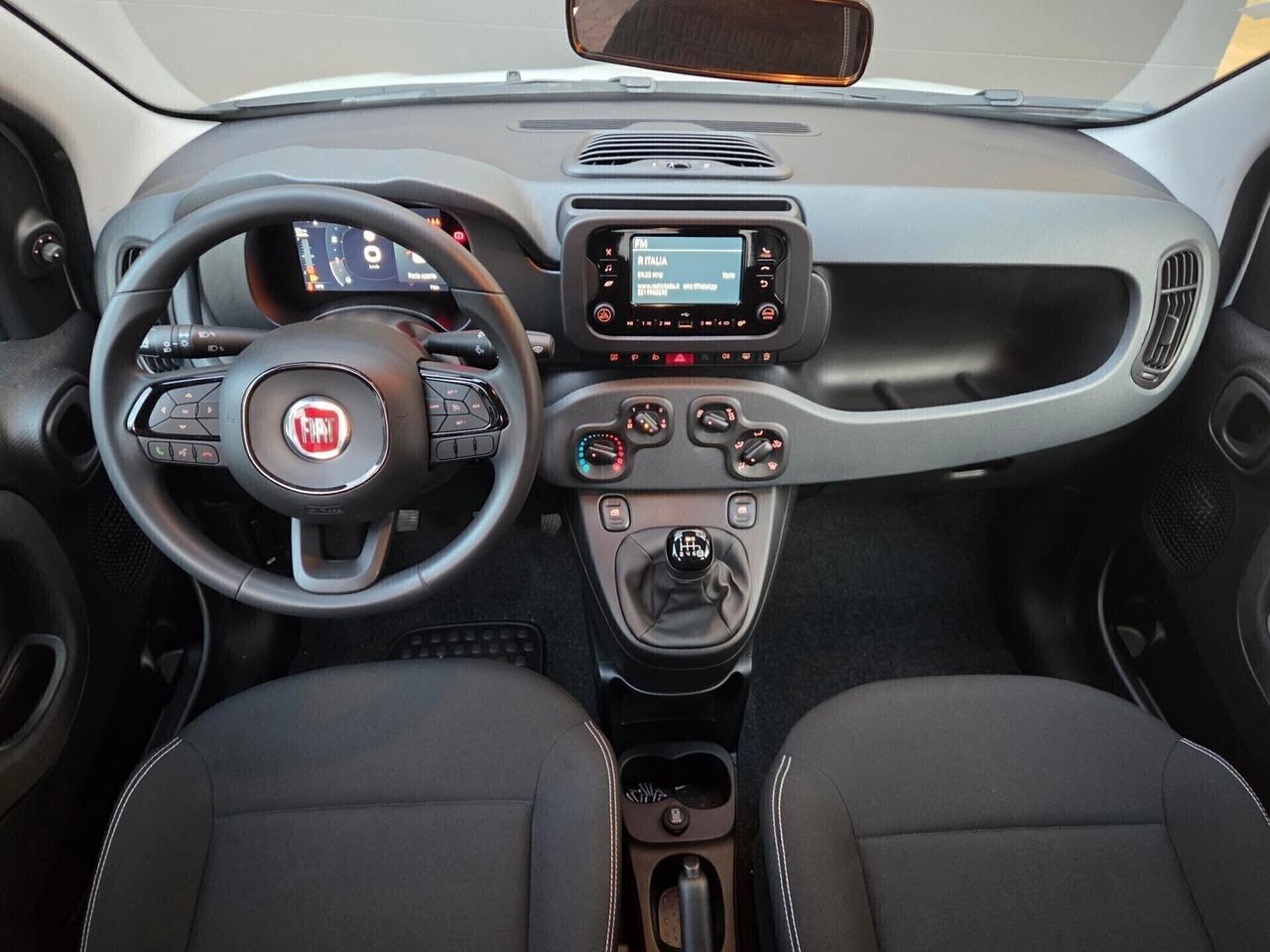Fiat Panda 1.0 Hybrid ICON KM0