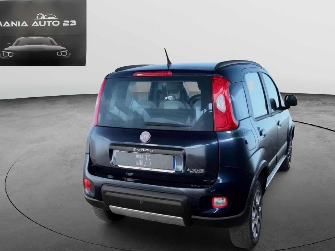 FIAT PANDA TREKKING O.9 TWIN AIR METANO 85 CV 5 POSTI!!