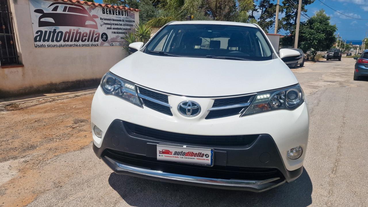 Toyota RAV 4 RAV4 2.0 D-4D 2WD Style White Ed.