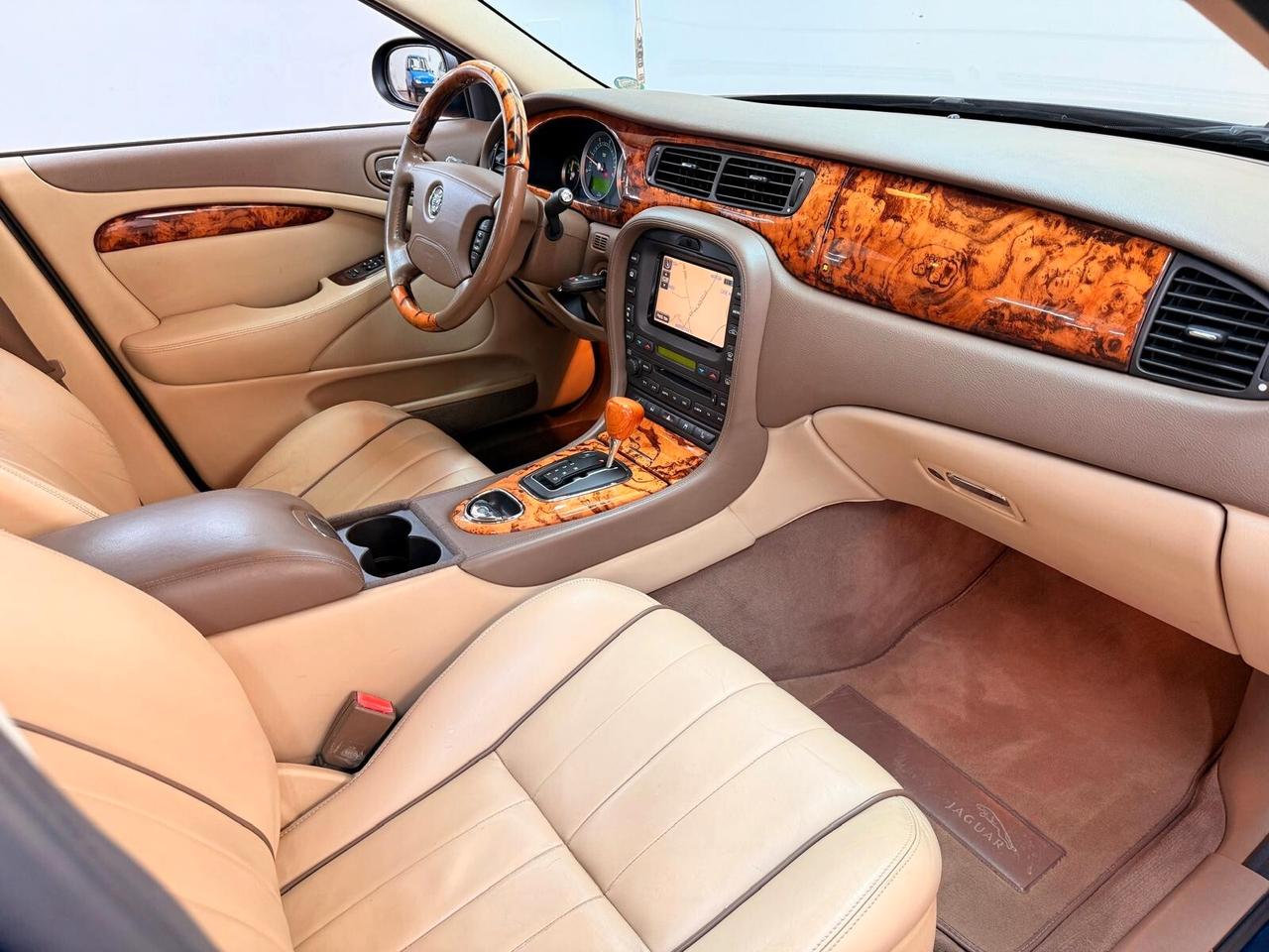 Jaguar S-Type 2.7 diesel V6 Executive Luxury