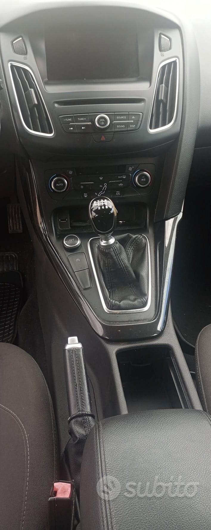 Ford Focus 1.5 TDCi 120 CV Start&Stop Powershift SW Titanium