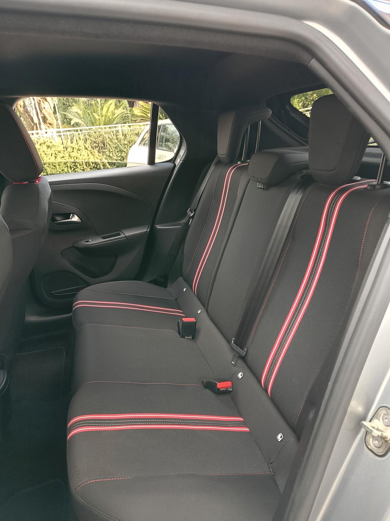 Opel Corsa 1.2 100 CV GS Line