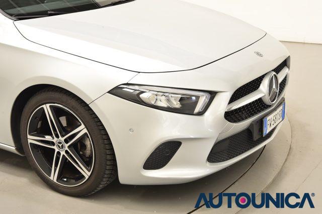 MERCEDES-BENZ A 180 D AUTOMATICA SPORT NAVI LED COCKPIT