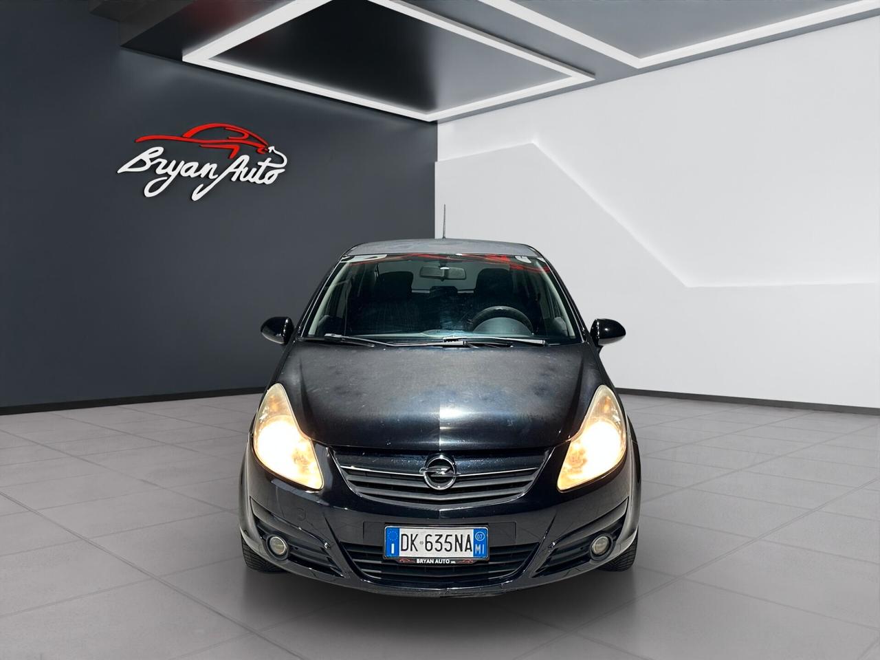 Opel Corsa 1.2 COSMO 5P GPL