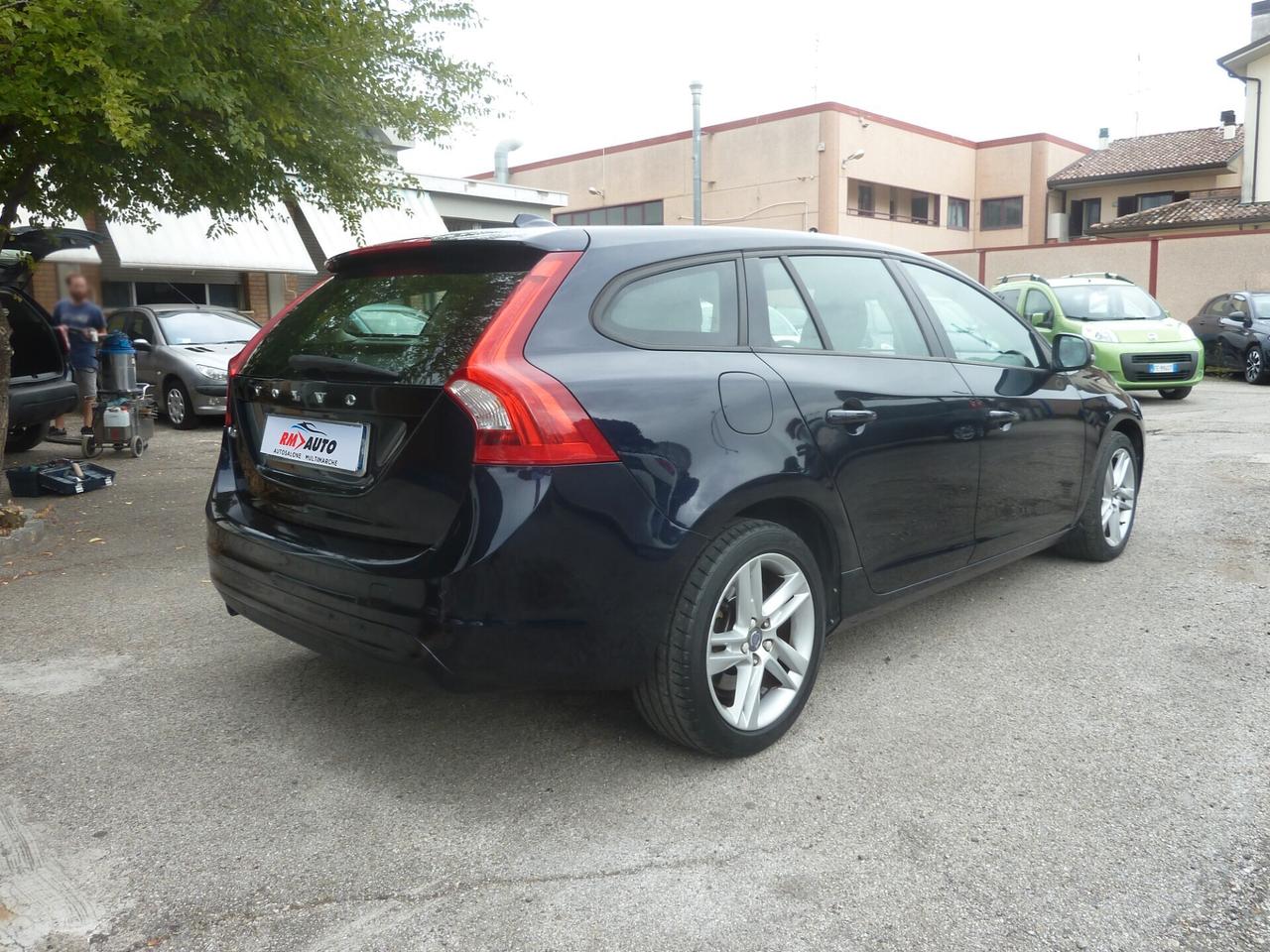 Volvo V60 D3 Geartronic Summum EURO 6