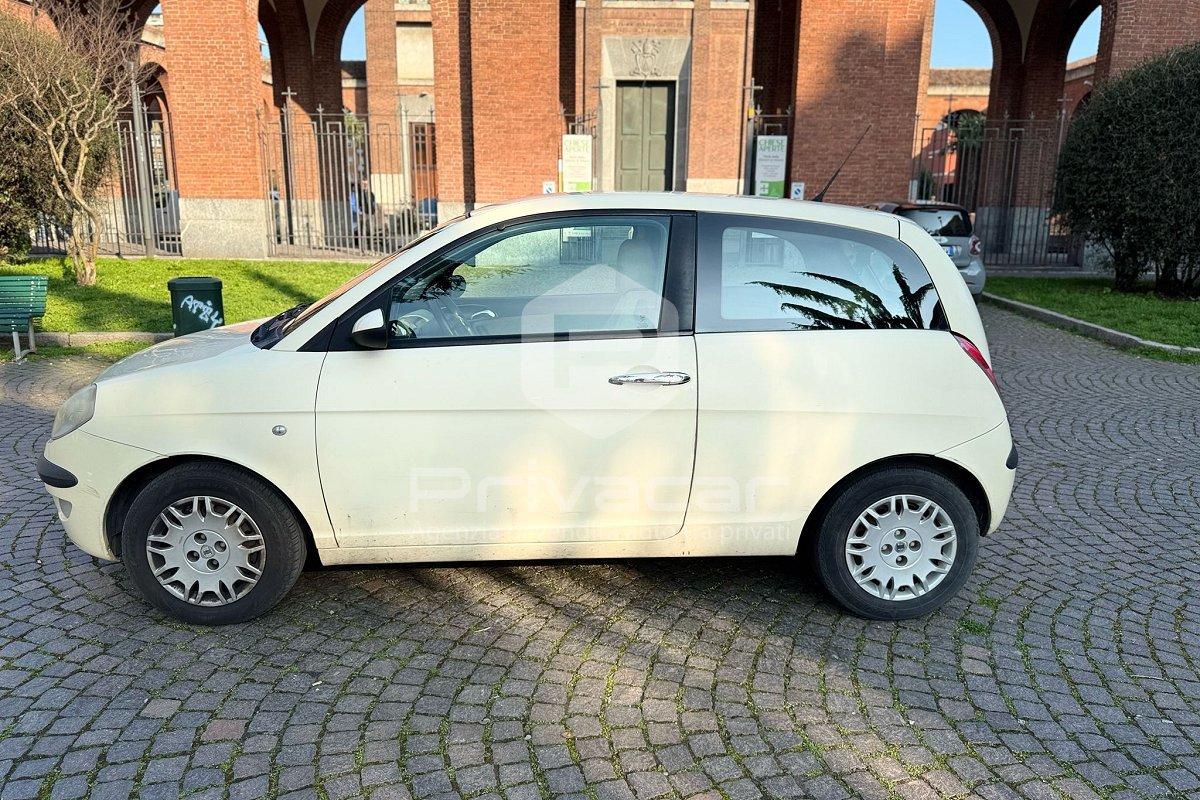 LANCIA Ypsilon 1.2 Oro