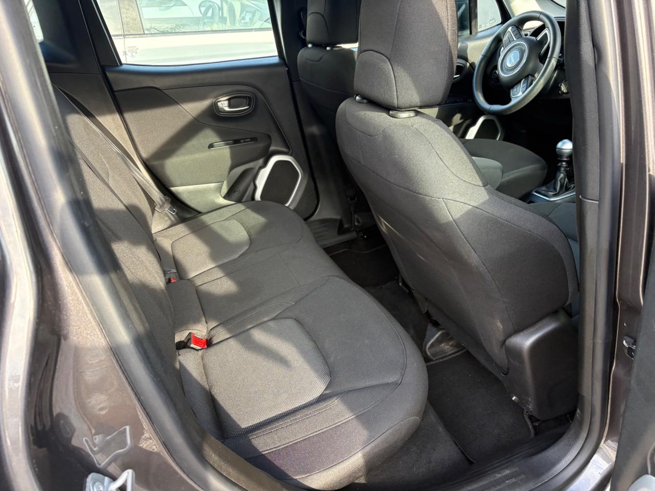 Jeep Renegade 1.6 Mjt Sport